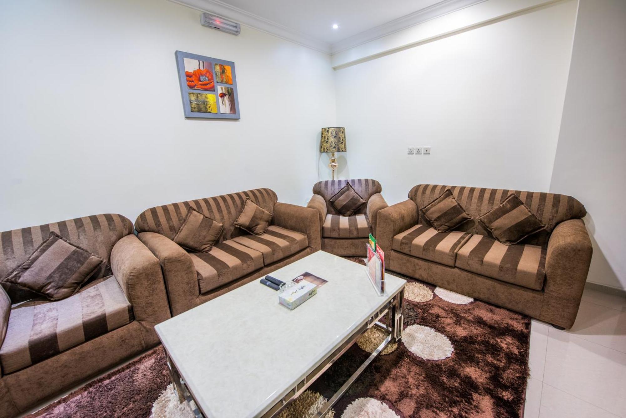 Al Masem Luxury Hotel Suites 3 Al Ahsa Al-Hofuf Bagian luar foto